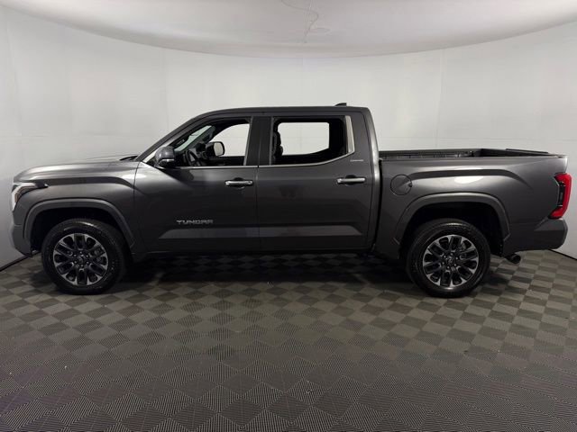 Used 2025 Toyota Tundra Limited image 29