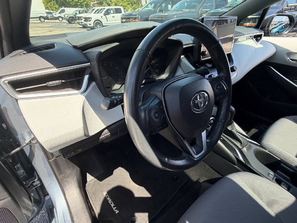 Used 2023 Toyota Corolla SE w/ SE Premium Package FWD image 10