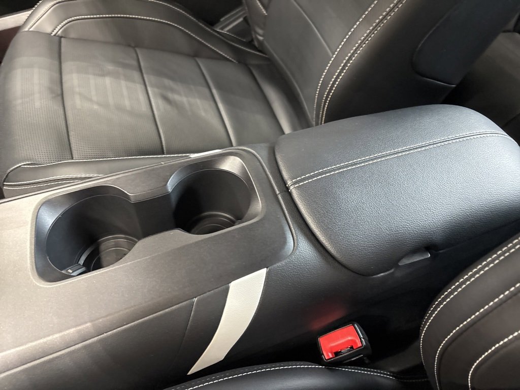 Used 2022 Ford Mustang Shelby GT500 w/ Technology Package image 40