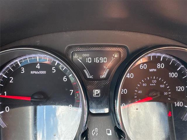 Used 2019 Nissan Versa SV image 14