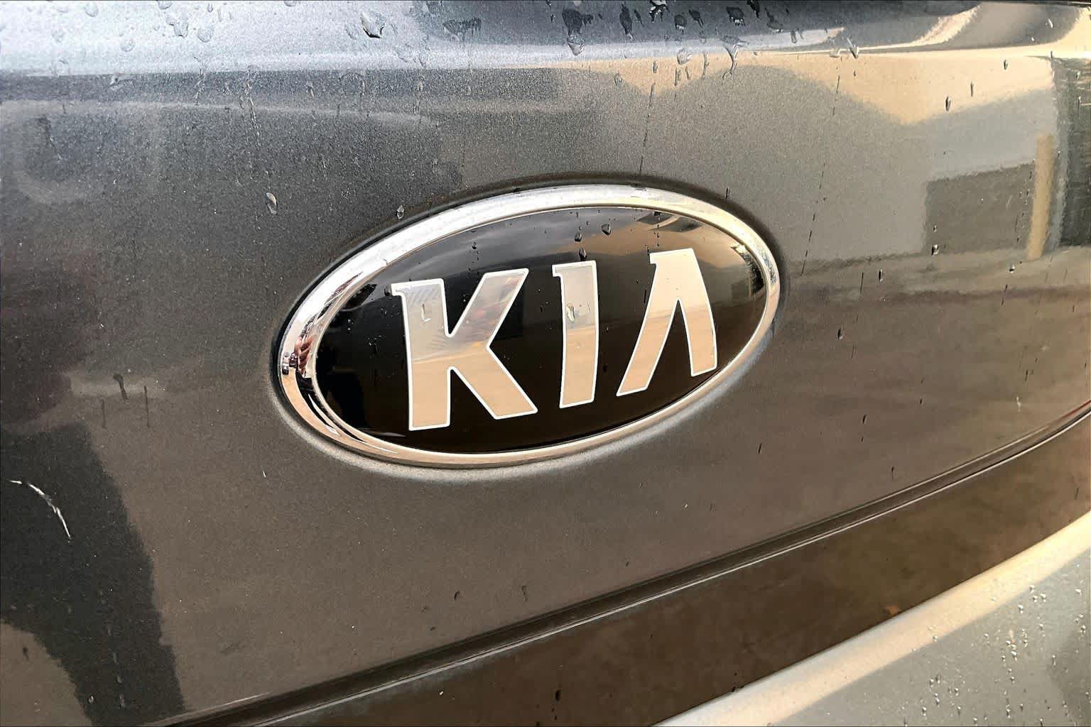 Used 2020 Kia Soul LX FWD image 10
