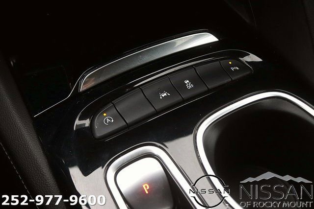 Used 2021 Buick Envision Essence w/ Sport Touring Package image 24