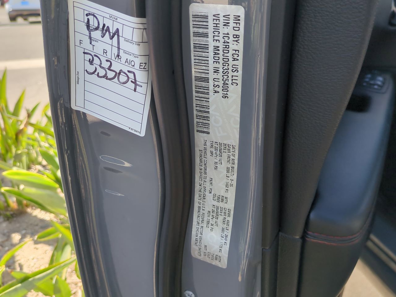 Used 2025 Dodge Durango GT AWD/4WD image 34