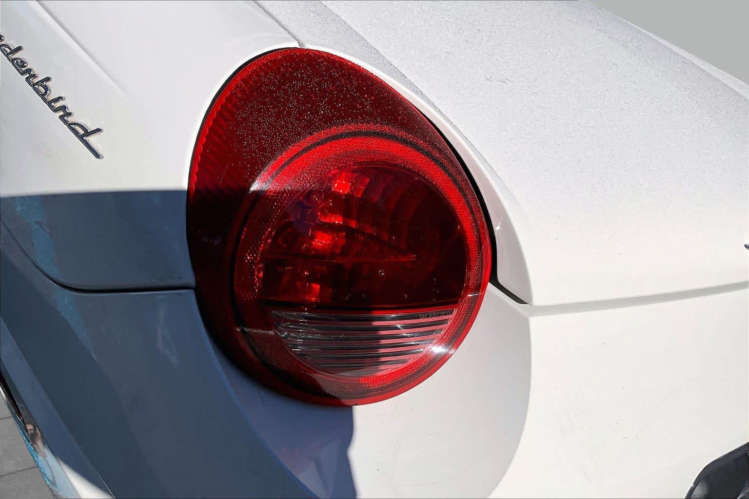 Used 2002 Ford Thunderbird RWD image 25