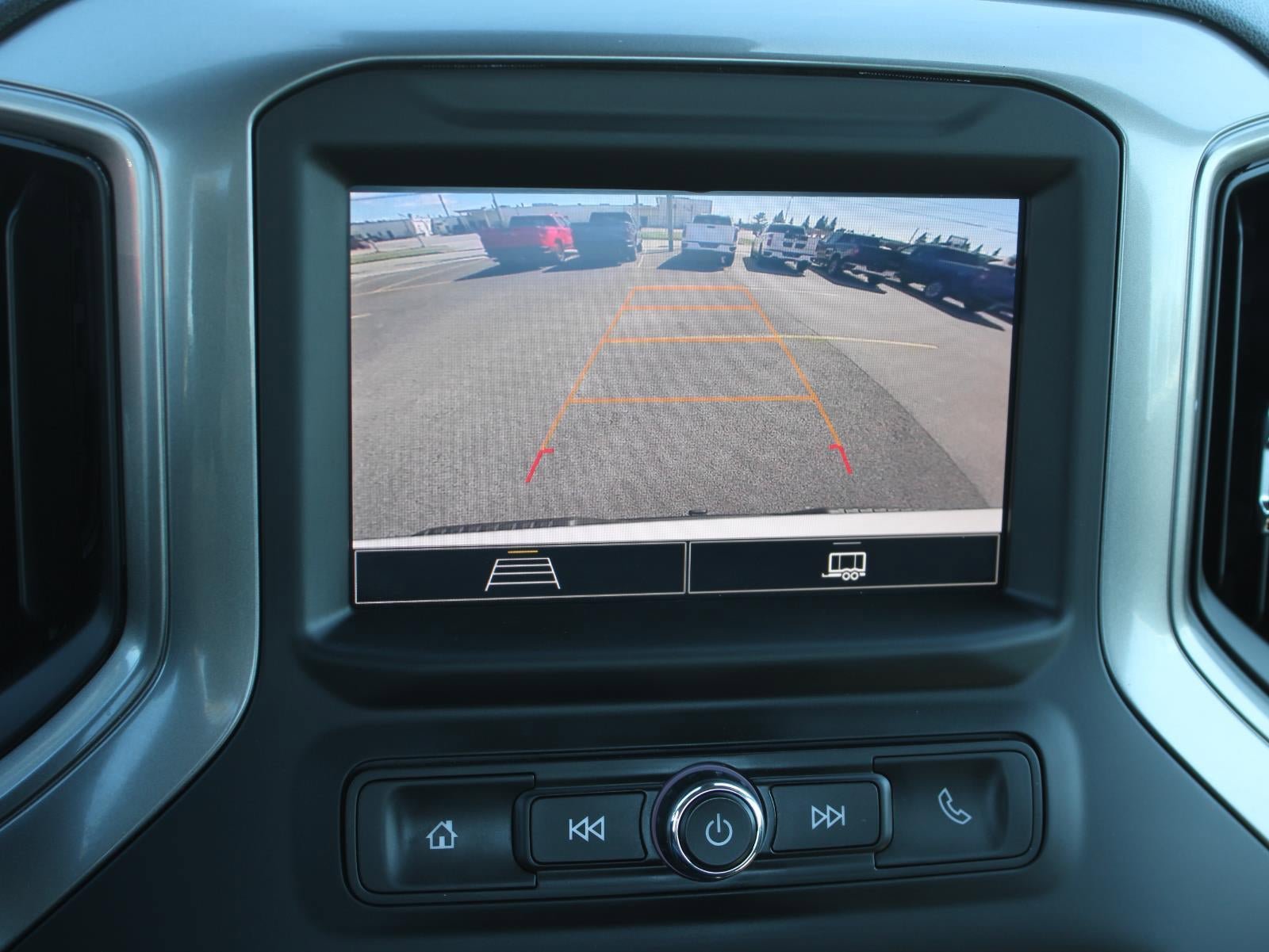 Used 2025 Chevrolet Silverado 1500 W/T w/ Trailering Package AWD/4WD image 14