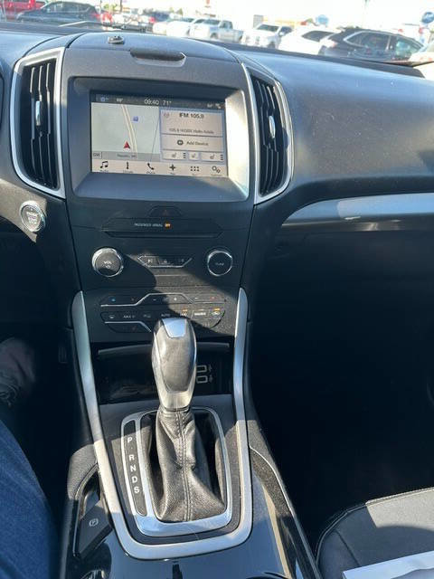 Used 2017 Ford Edge SEL w/ Equipment Group 201A image 5