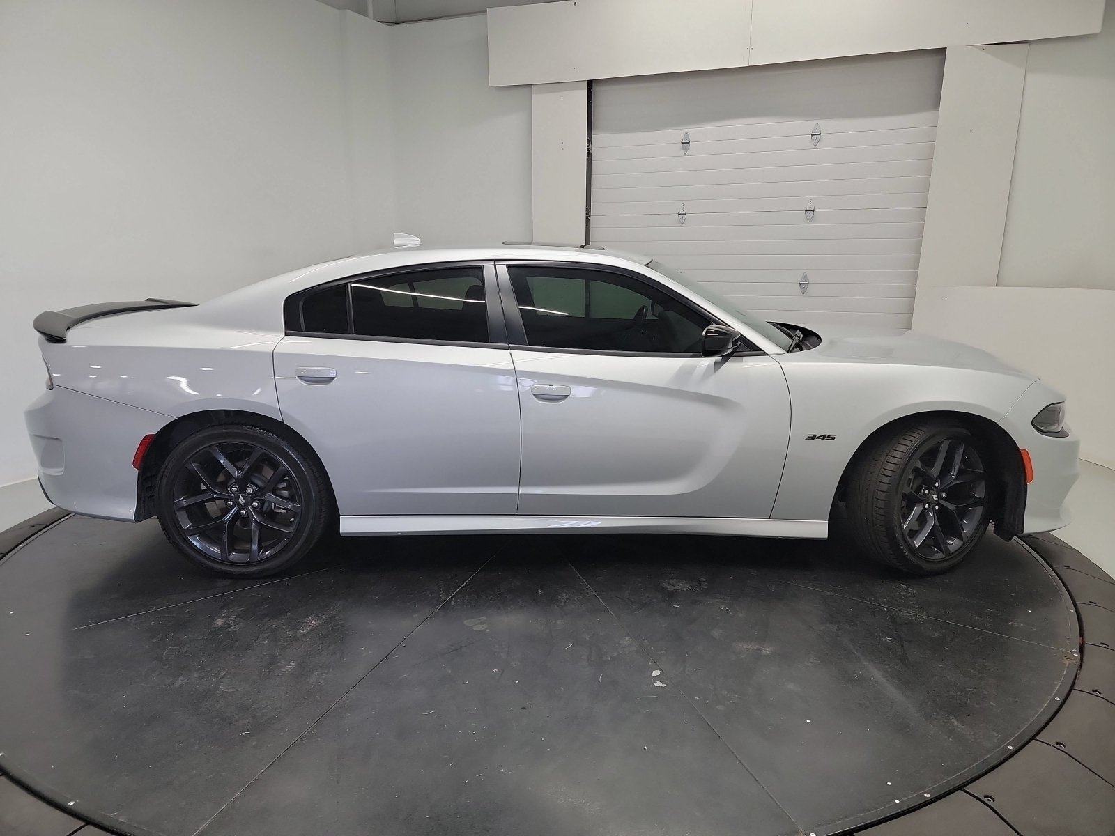 Used 2023 Dodge Charger R/T w/ Blacktop Package RWD image 11