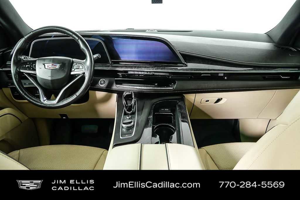 Used 2022 Cadillac Escalade ESV Premium Luxury image 23