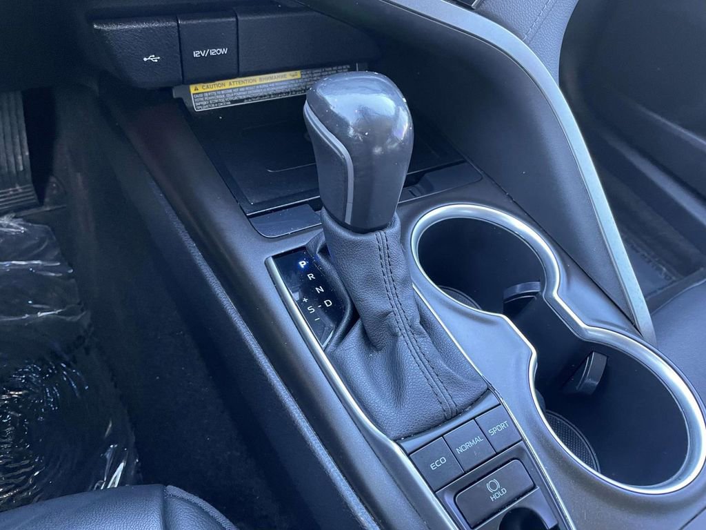 Used 2021 Toyota Camry XLE image 42