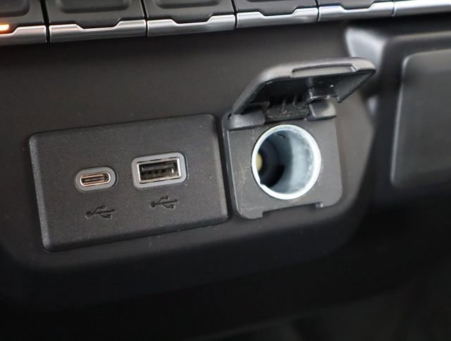 Used 2021 GMC Sierra 1500 Elevation image 36