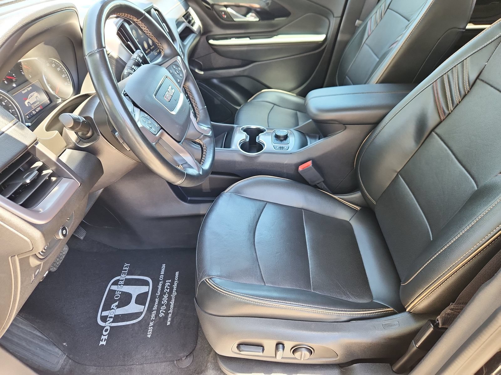 Used 2024 GMC Terrain AT4 AWD/4WD image 10