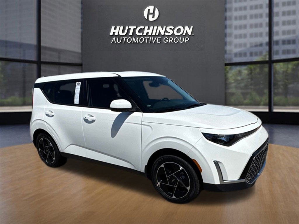 New 2025 Kia Soul EX image 1