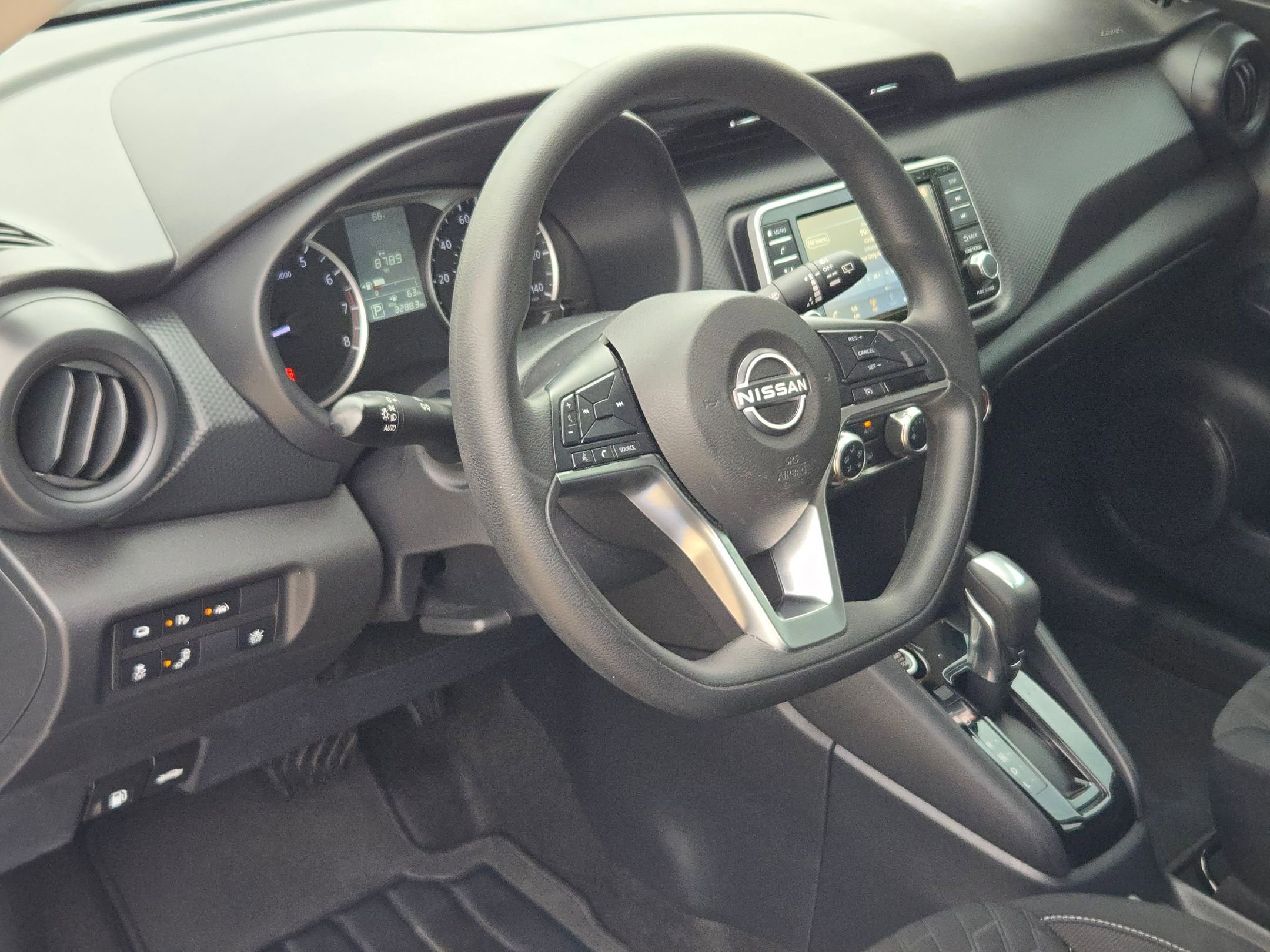 Certified 2022 Nissan Kicks S FWD image 10