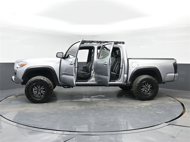 Used 2021 Toyota Tacoma TRD Off-Road image 56