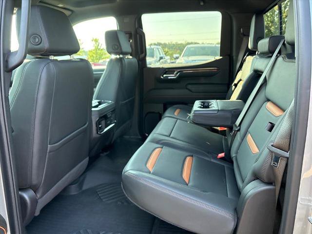 Certified 2024 GMC Sierra 1500 AT4 w/ Technology Package AWD/4WD image 9