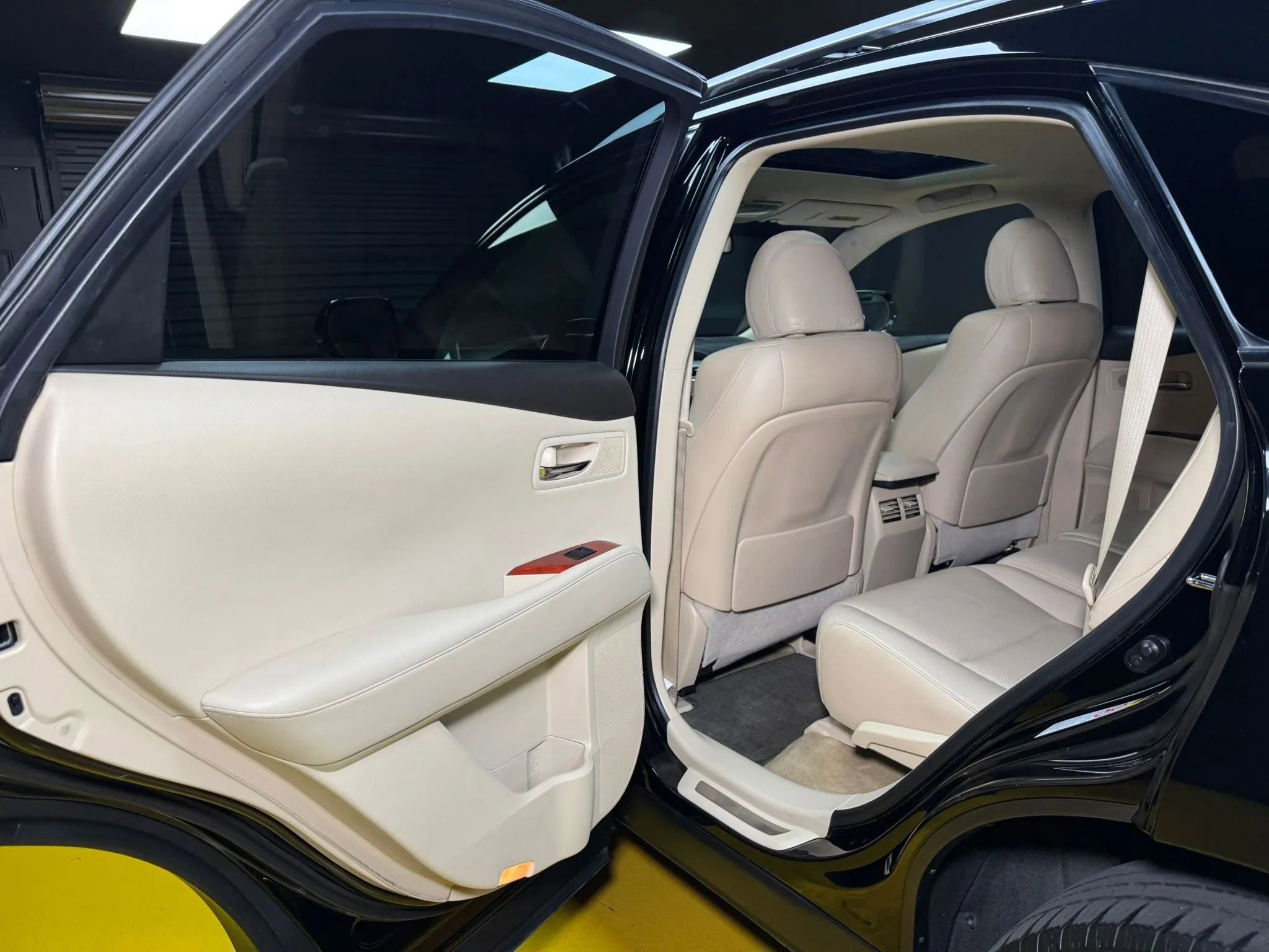 Used 2012 Lexus RX 350 RX 350 Sport Utility 4D image 30