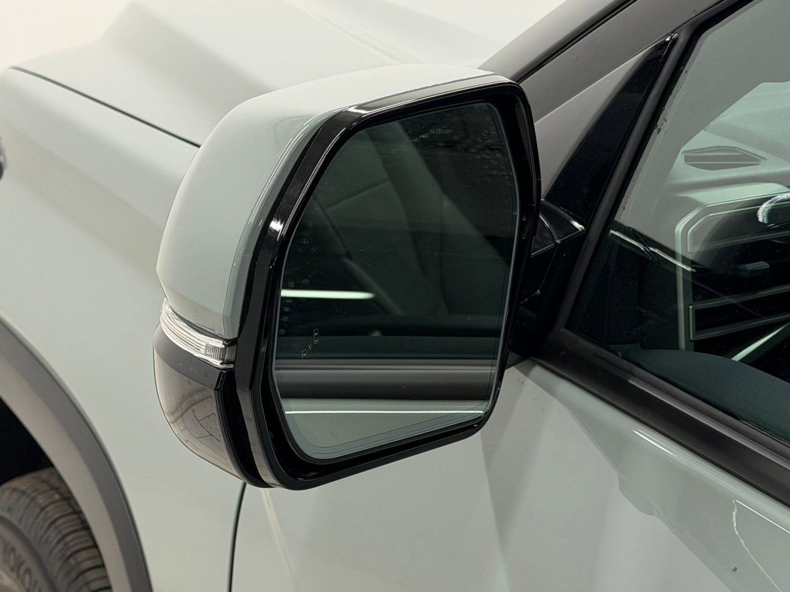 New 2026 Toyota Tundra SR AWD/4WD image 37