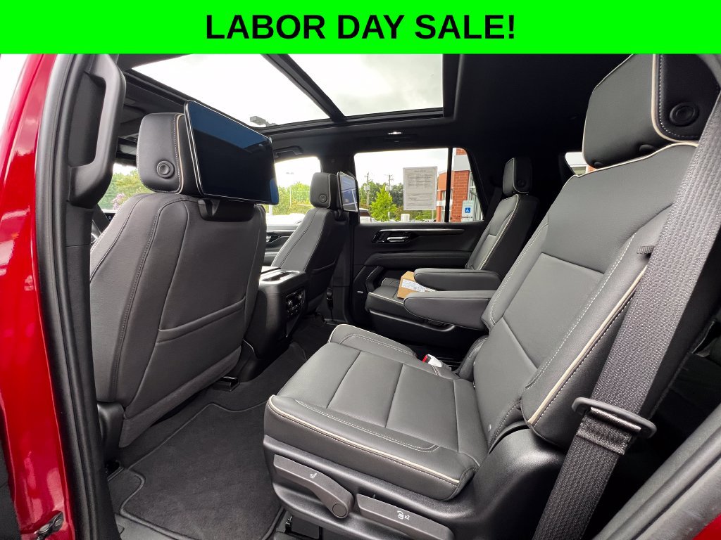 Used 2025 Chevrolet Tahoe Premier AWD/4WD image 20