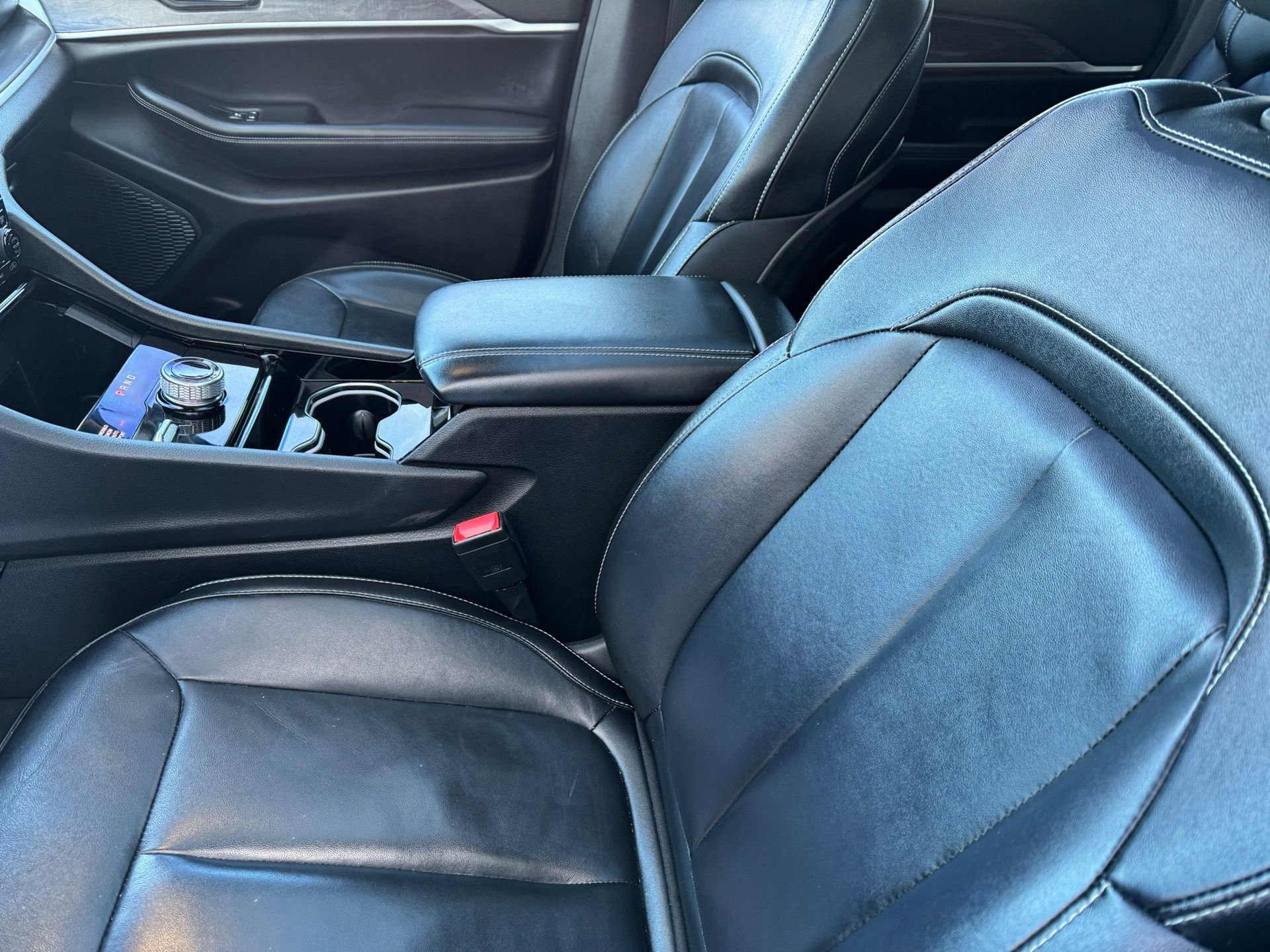 Used 2023 Jeep Grand Cherokee Limited image 19