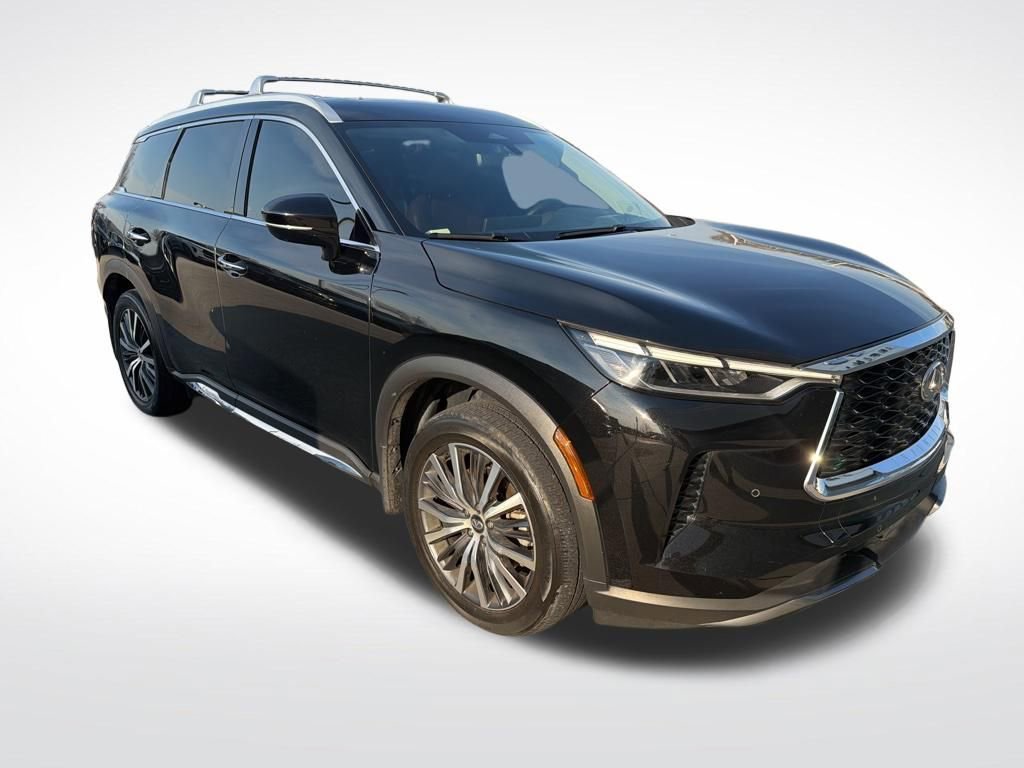 Used 2023 INFINITI QX60 Sensory w/ Vision Package image 4