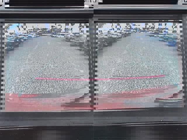 Used 2014 Toyota Camry L image 29