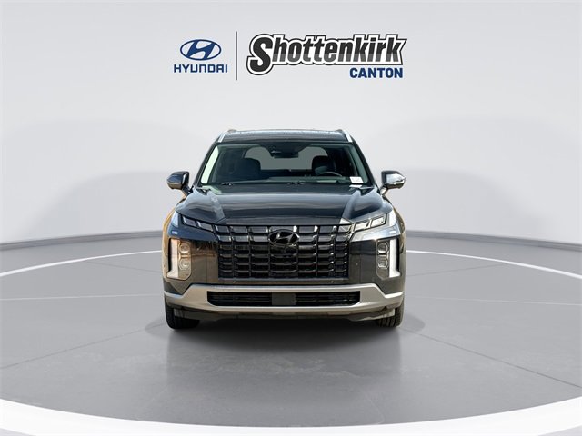 Used 2023 Hyundai Palisade Limited image 3