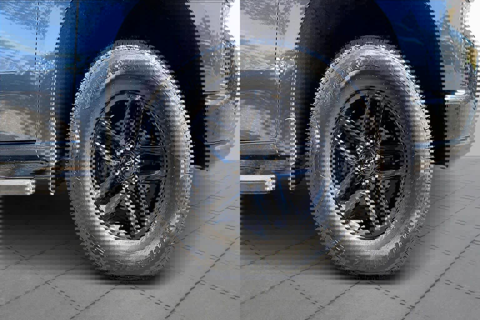 Used 2021 Chevrolet Silverado 1500 LT Trail Boss w/ Convenience Package II image 10