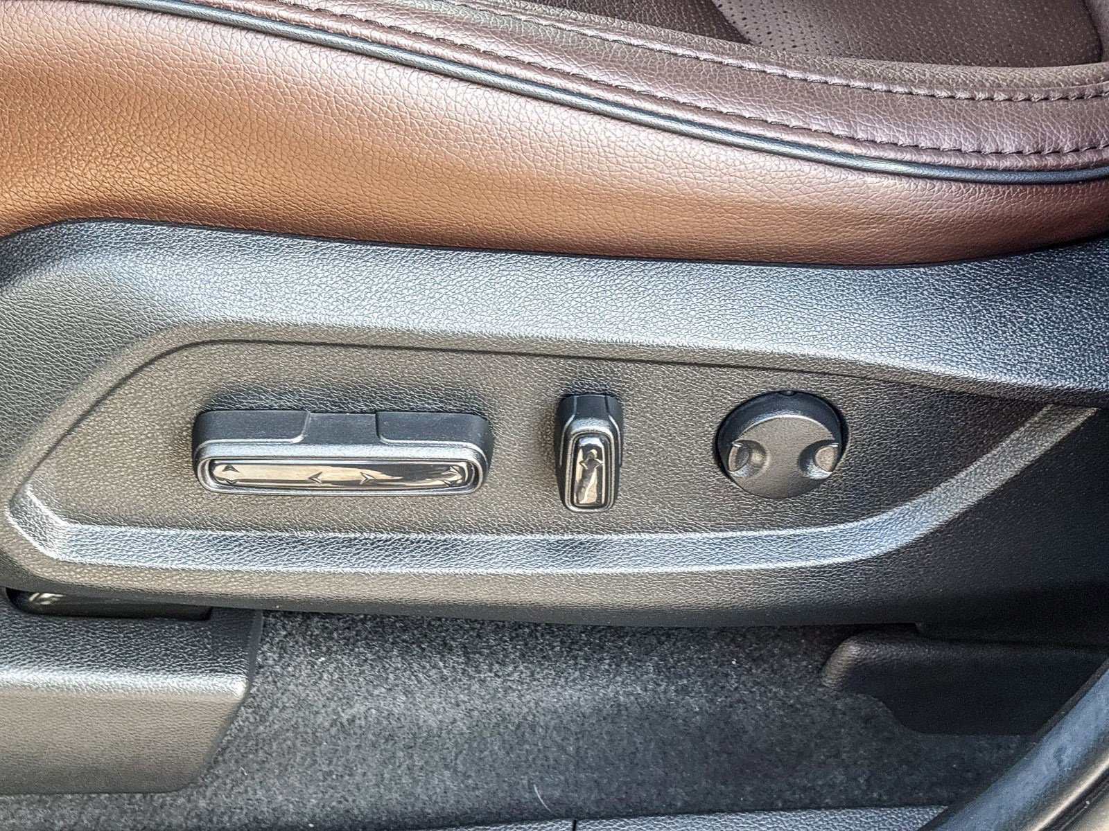 Certified 2025 Honda Pilot Elite image 23