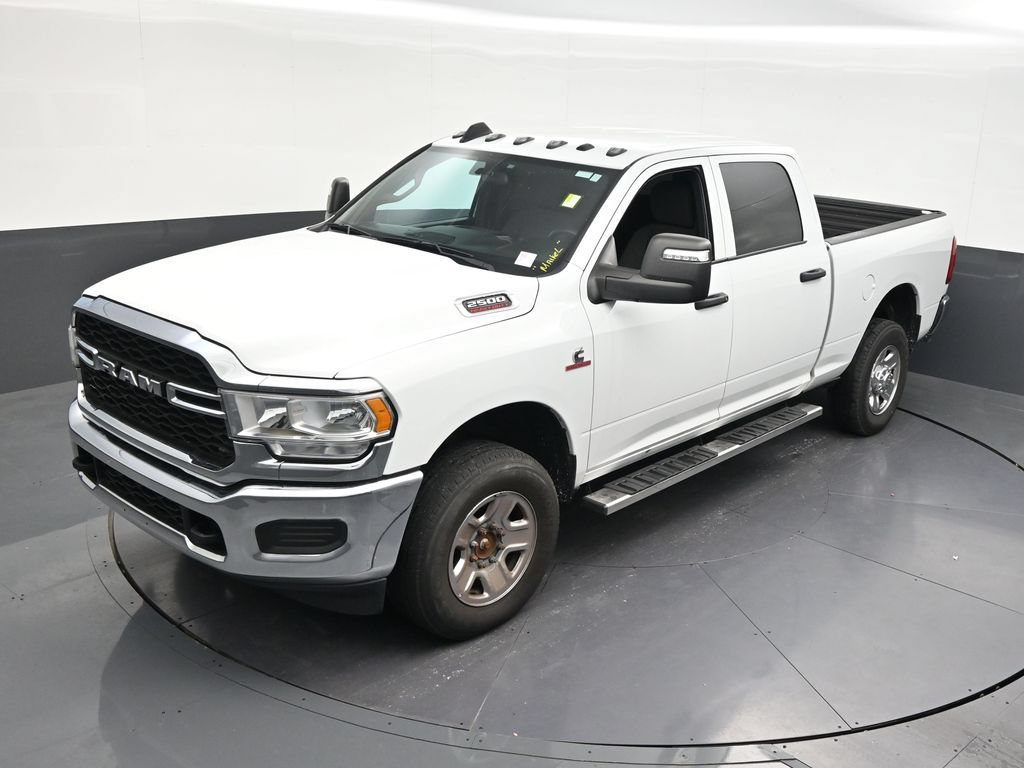 Used 2024 RAM 2500 Tradesman w/ Chrome Appearance Group AWD/4WD image 16
