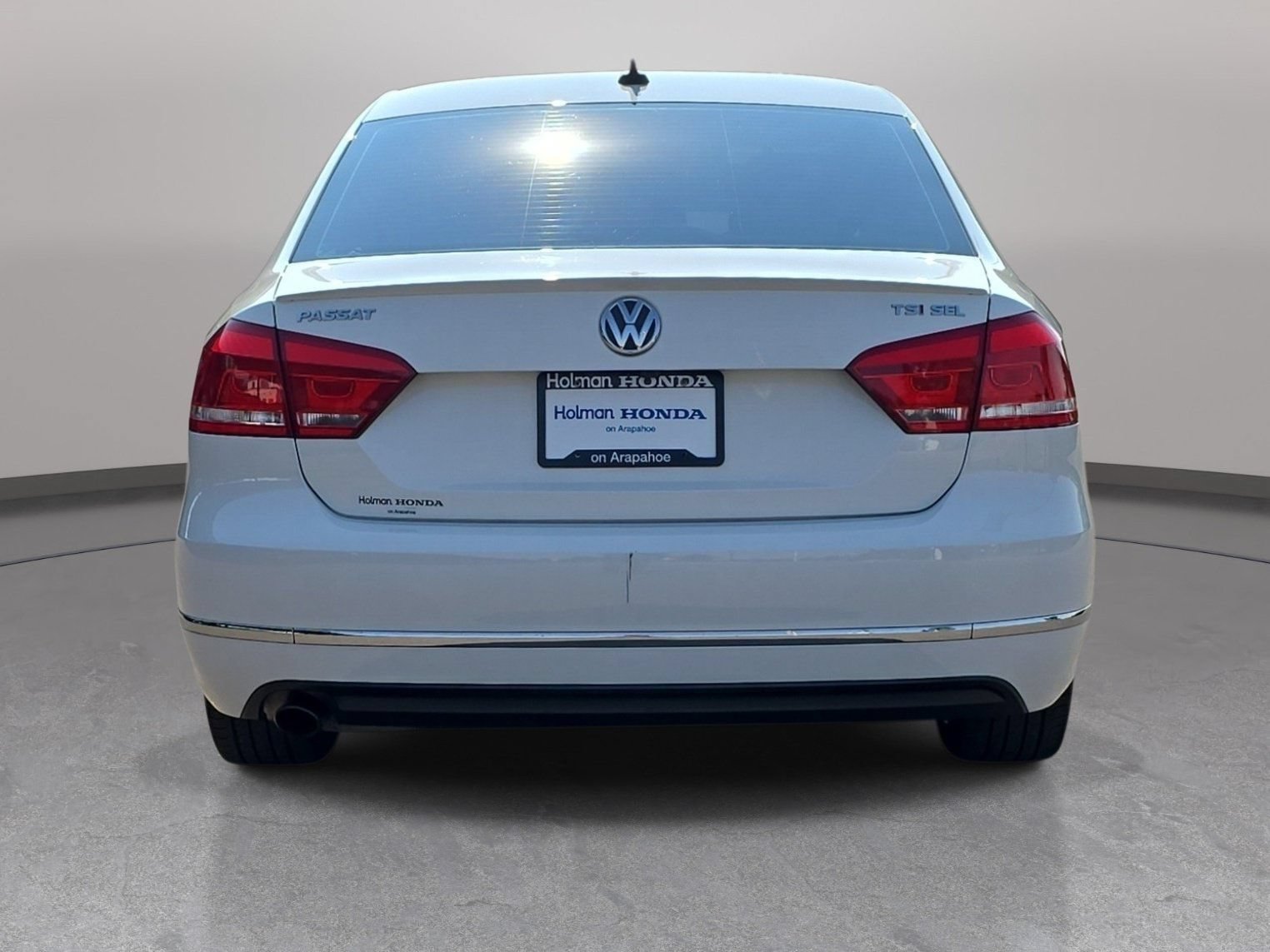 Used 2015 Volkswagen Passat 1.8T SEL Premium FWD image 7