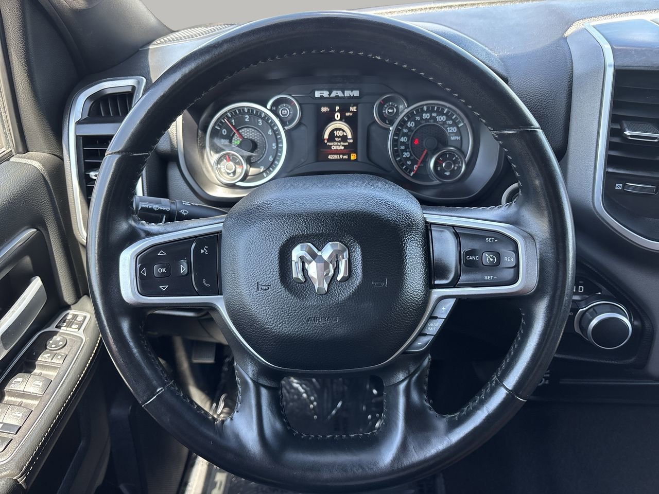 Used 2024 RAM 2500 Big Horn image 27