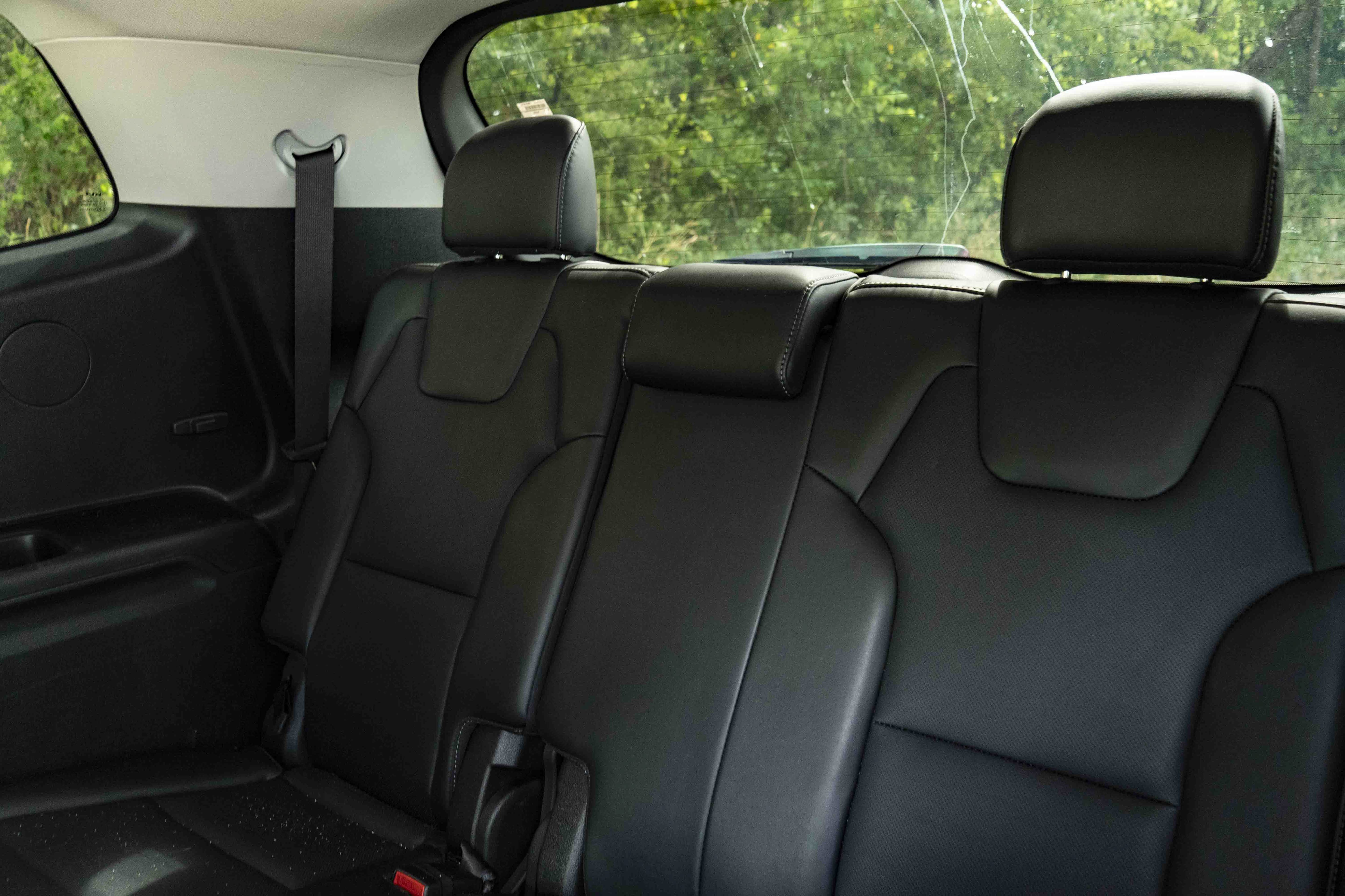 Used 2025 Kia Telluride S FWD image 19