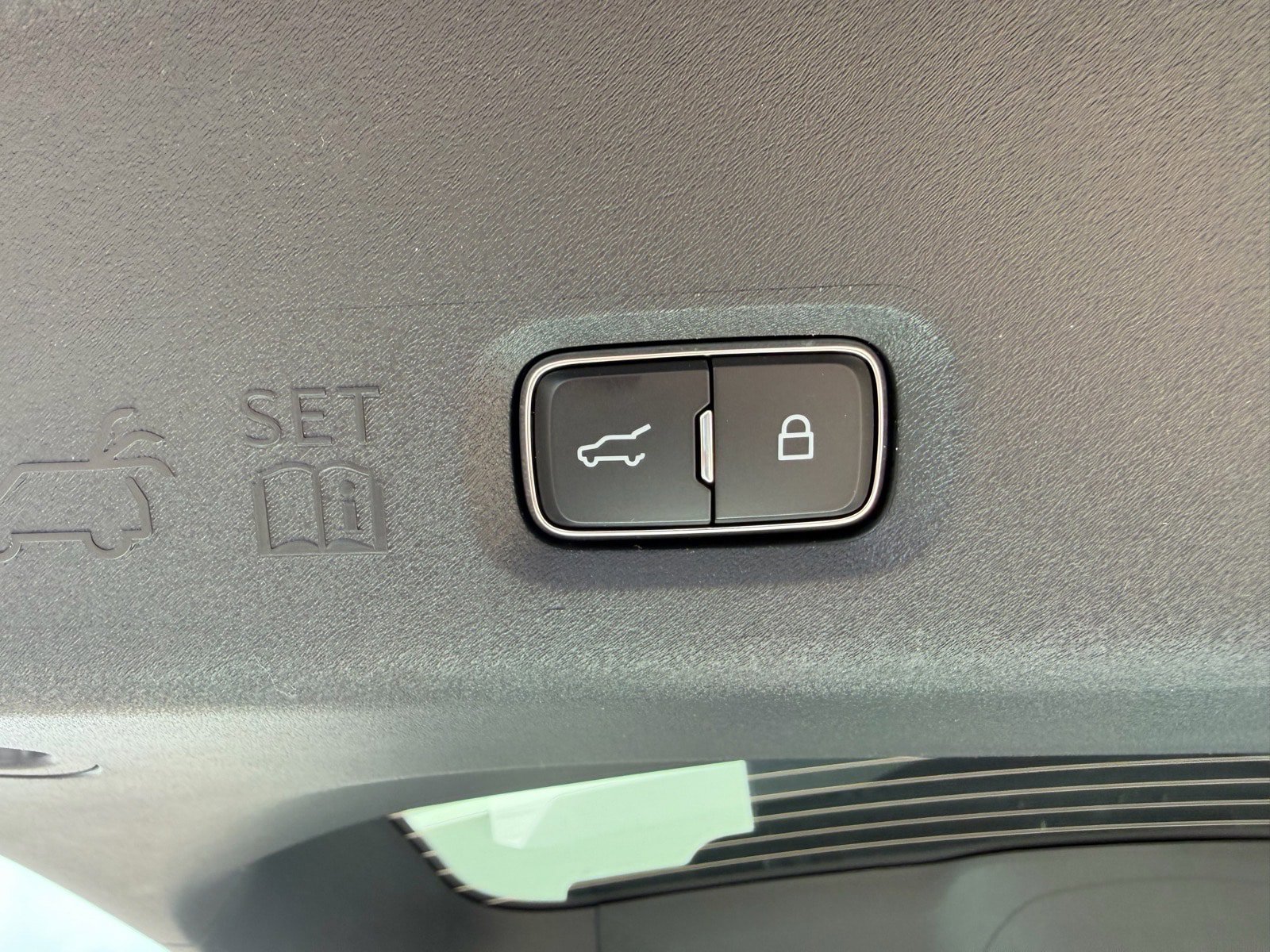 New 2026 Lincoln Navigator Reserve AWD/4WD image 19