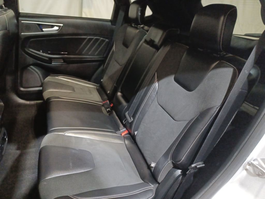 Used 2019 Ford Edge ST w/ Equipment Group 401A image 25