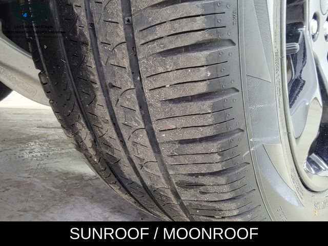 Certified 2022 Ford Explorer ST-Line w/ Class IV Trailer Tow Package AWD/4WD image 11