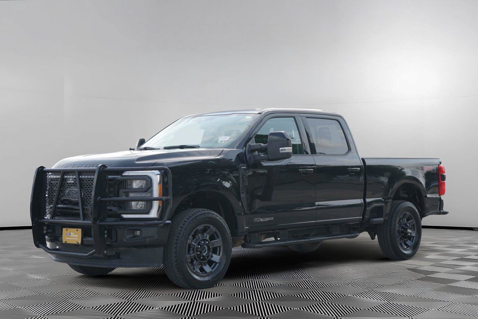 Used 2023 Ford F250 Lariat w/ Sport Appearance Package AWD/4WD image 8