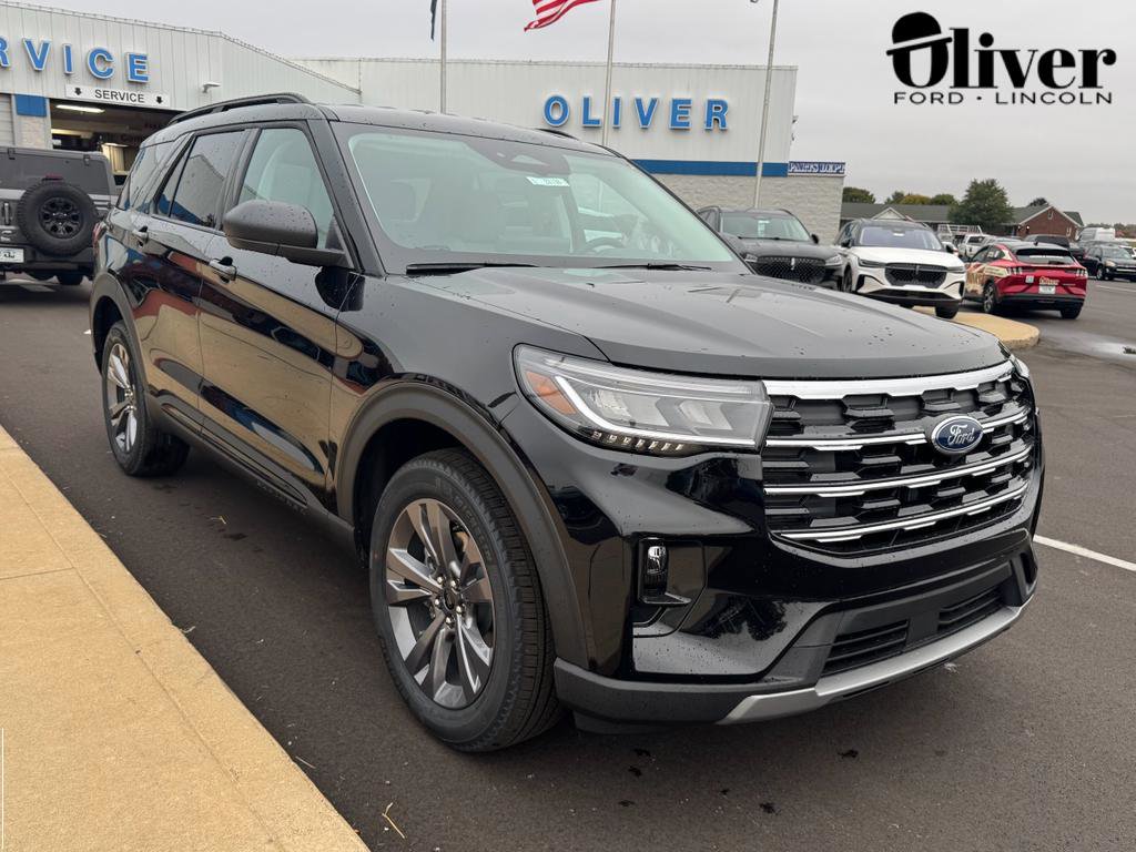 New 2026 Ford Explorer Active image 1
