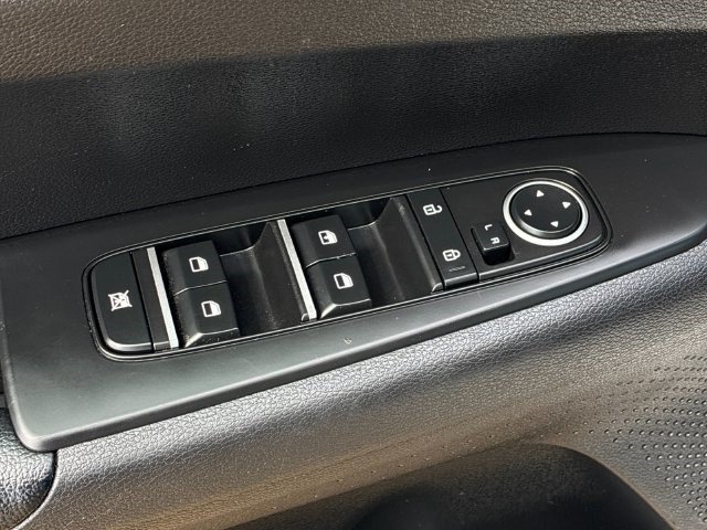 Used 2024 Kia Forte LXS w/ LXS Technology Package FWD image 13