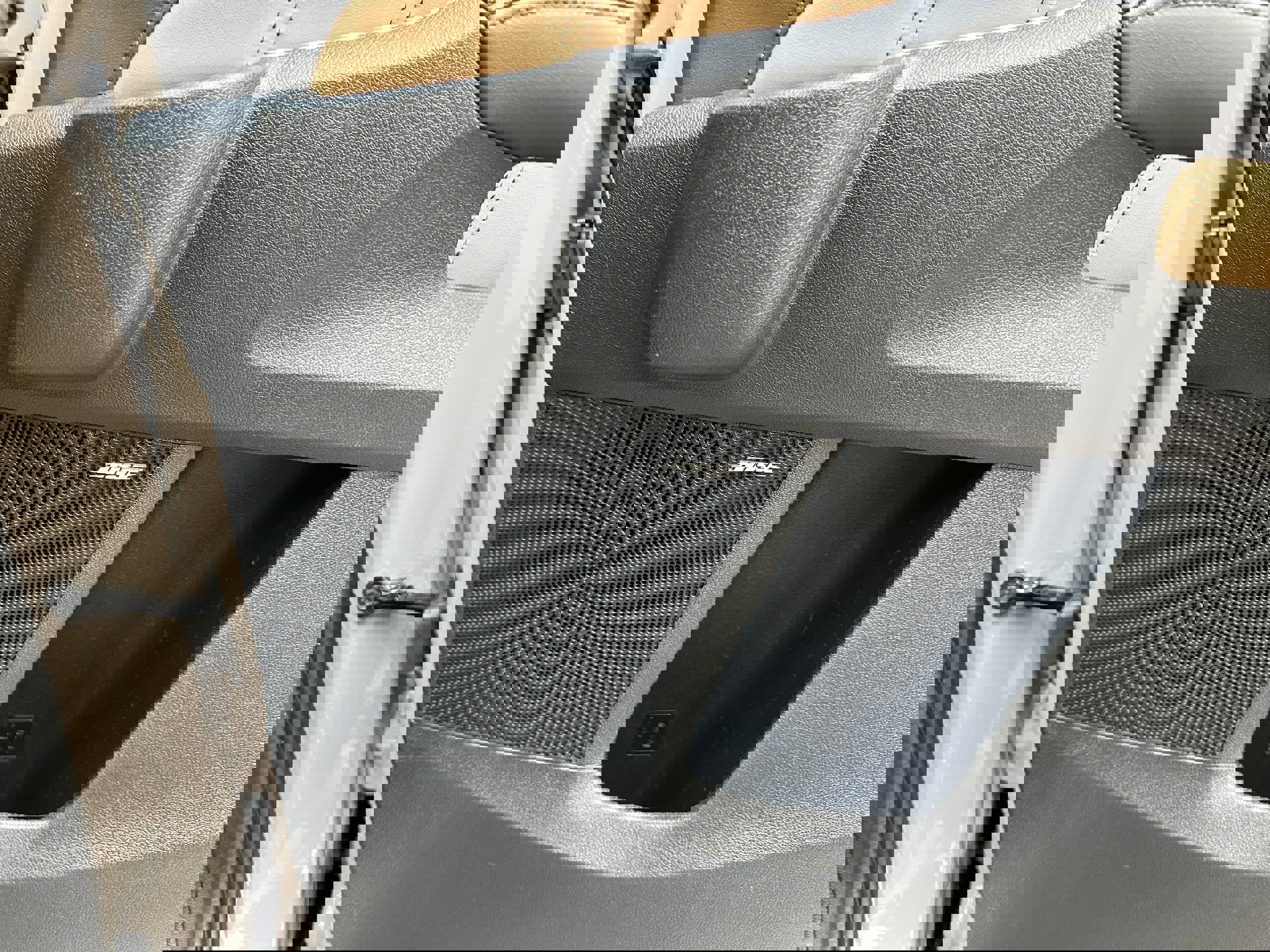 Used 2025 Kia Sorento SX Prestige w/ Olive Brown Leather Package image 26