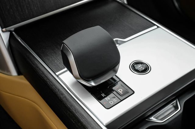 New 2026 Land Rover Range Rover SE AWD/4WD image 32