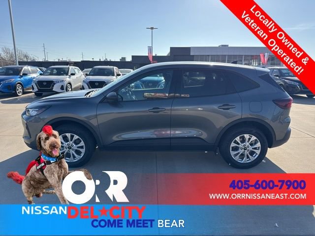 Used 2025 Ford Escape Active video 2