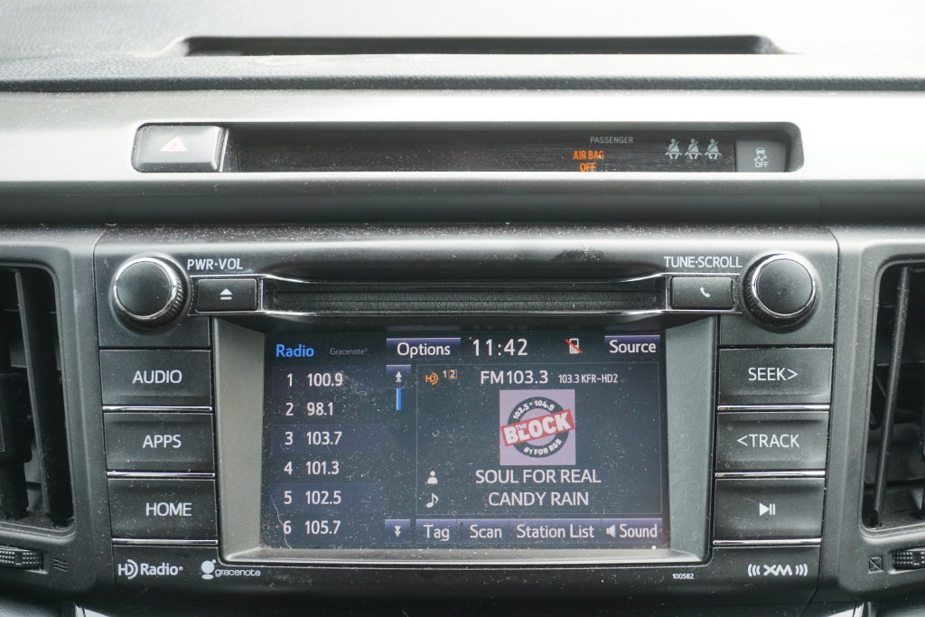 Used 2018 Toyota RAV4 SE w/ Power Extra Value Package AWD/4WD image 9