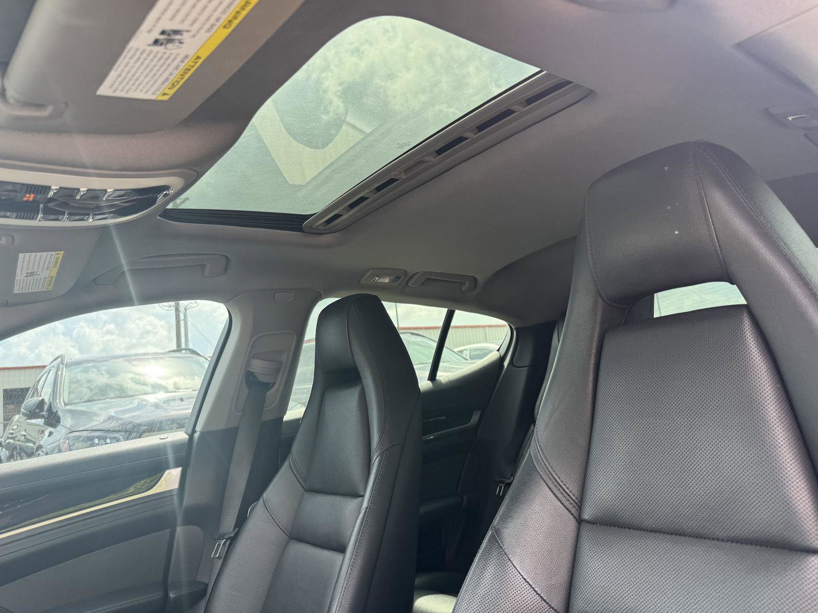 Used 2014 Porsche Panamera 4 image 15