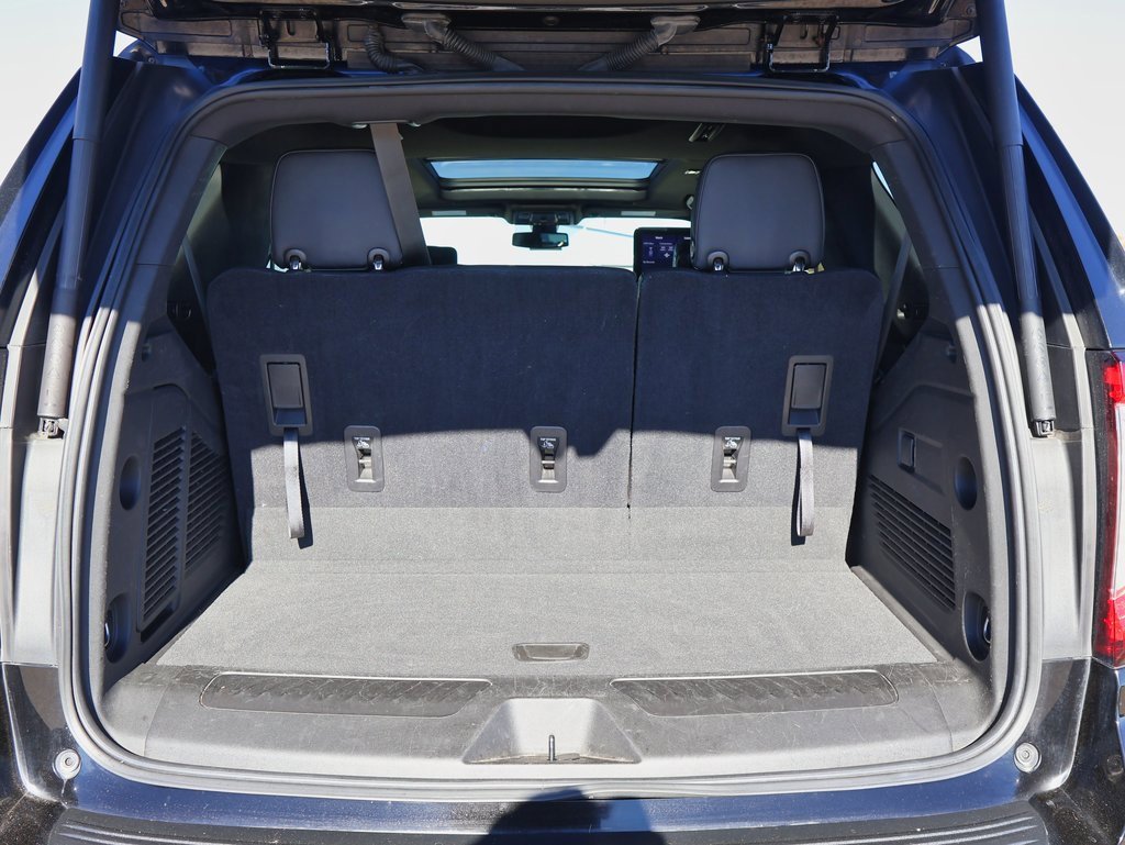 Used 2021 GMC Yukon SLT w/ Rear Media and Nav Package image 5