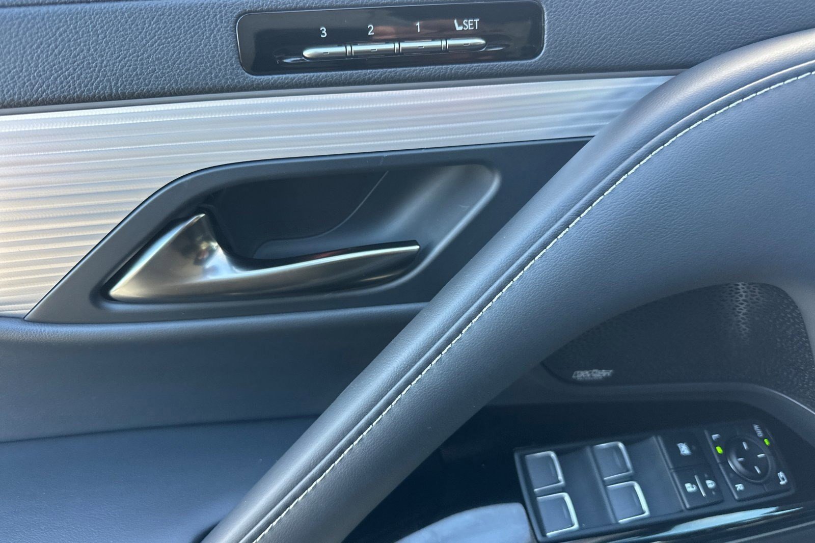 New 2026 Lexus LX 600 F Sport image 12