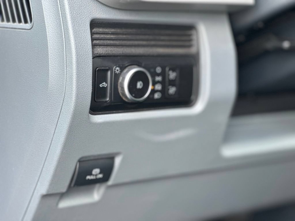 Certified 2025 Ford F250 XLT AWD/4WD image 18
