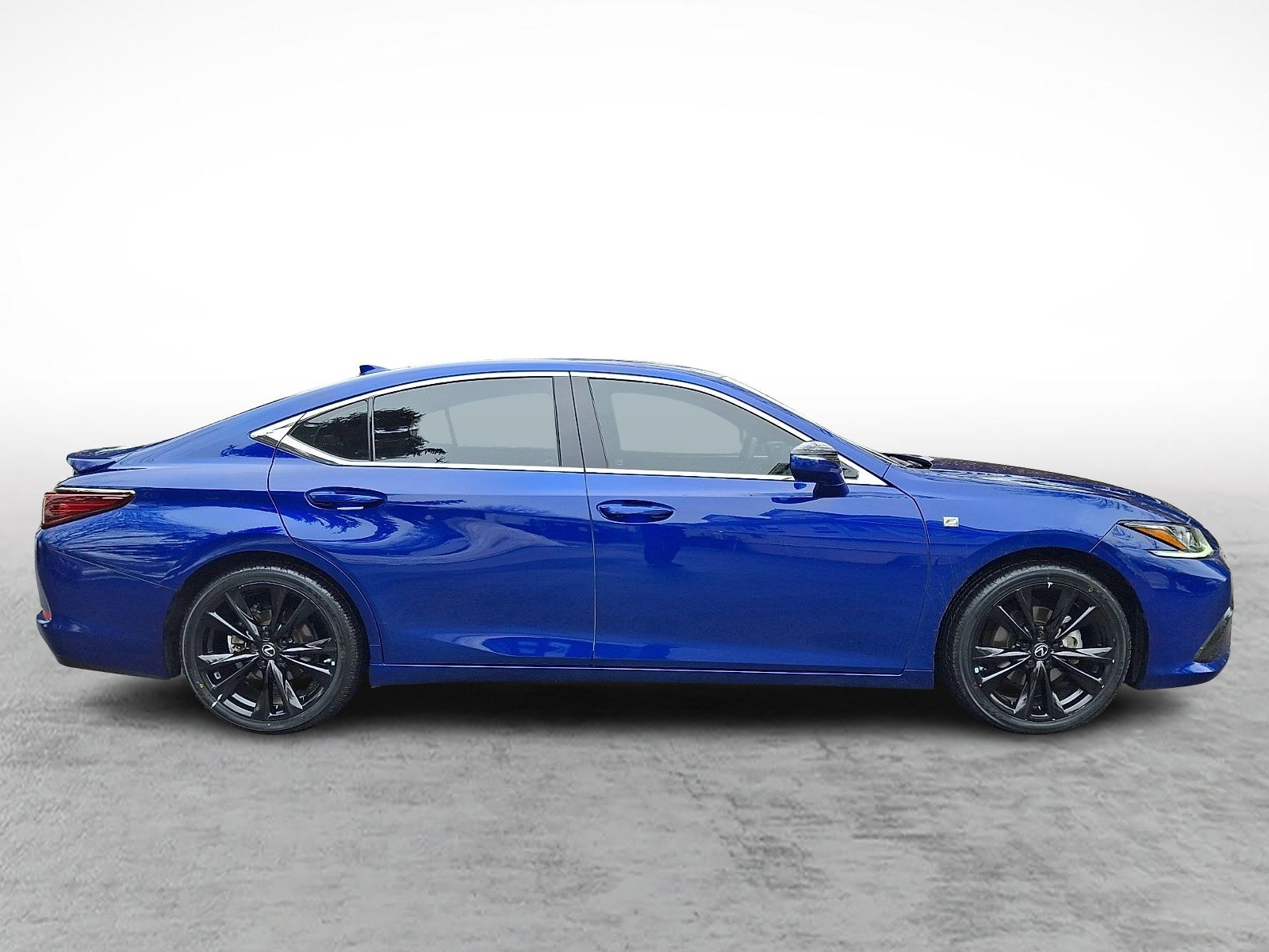 Certified 2022 Lexus ES 350 F Sport w/ Accessory Package 2 image 7