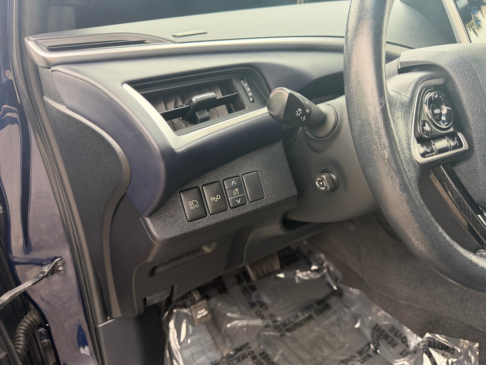 Used 2017 Toyota Mirai FWD image 21