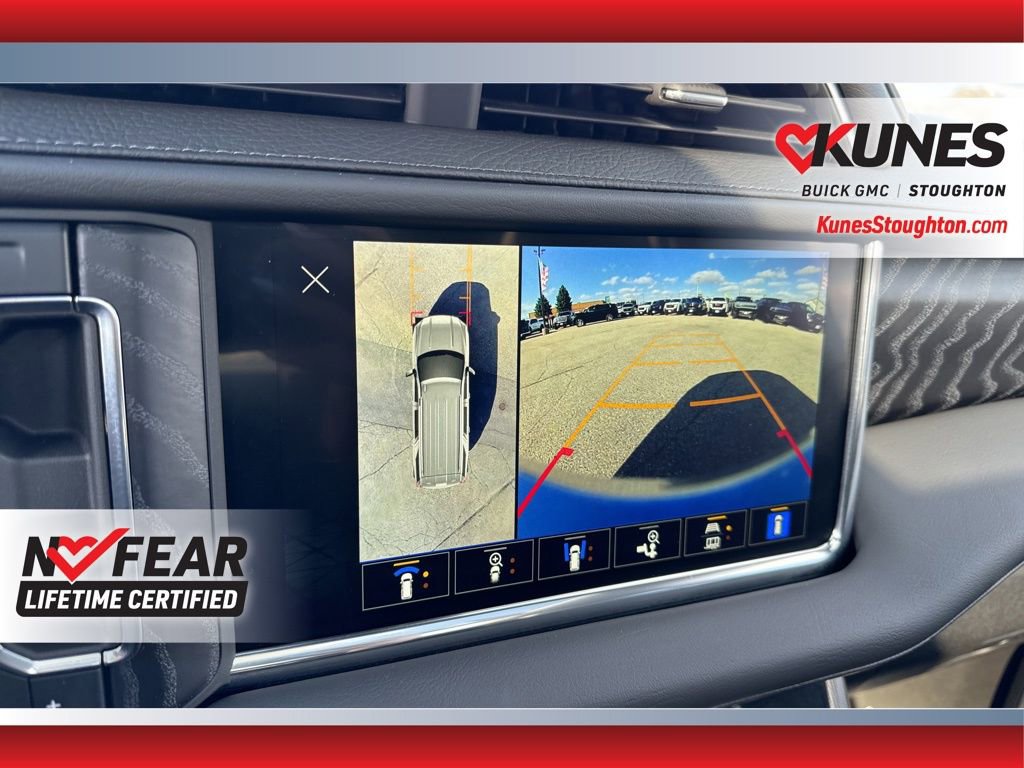 Used 2023 GMC Yukon XL Denali image 37