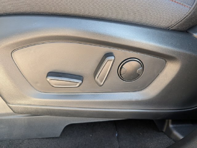 New 2026 Ford Explorer Active RWD image 20
